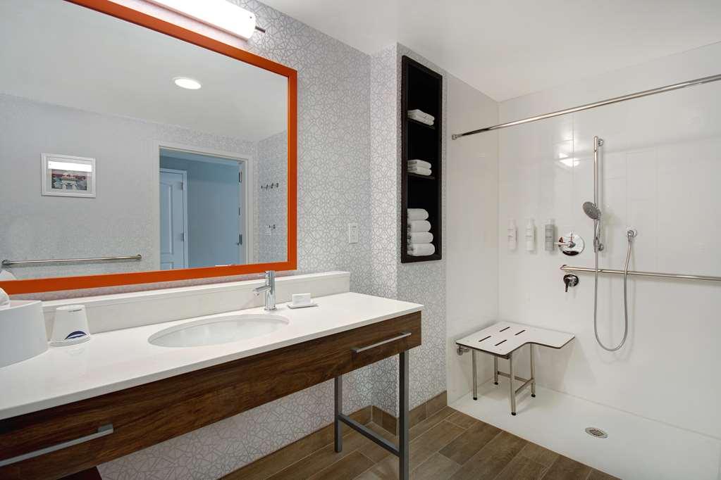 Hampton Inn & Suites יונקרס חדר תמונה