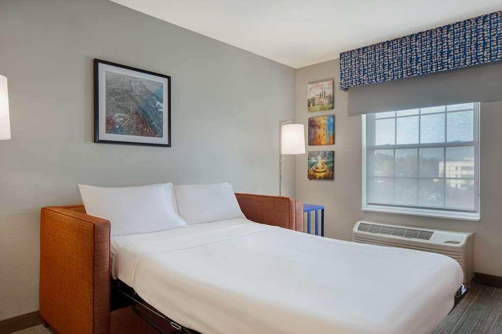 Hampton Inn & Suites יונקרס חדר תמונה